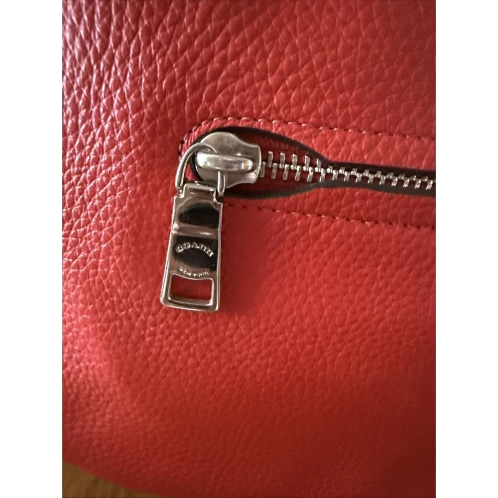 Coach Elle Hobo Bag Medium Red Pebbled Leather Shoulder Bag F31399 Hang Tag